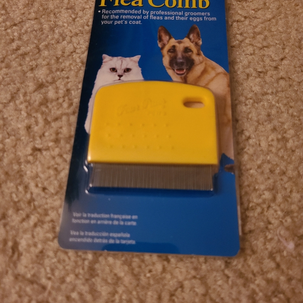 Four Paws Flea Comb - Picture 3 of 7